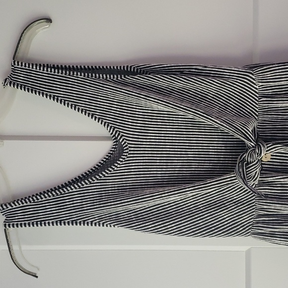 Caution To The Wind Womens Black and White Striped Dress Size Small - Picture 2 of 4